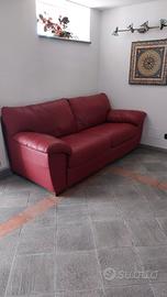 divano letto in pelle tre posti bordeaux