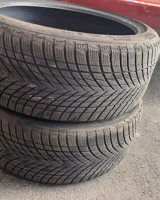 235 40 19 invernali Goodyear del 2024