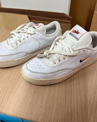 Sneakers Nike --- Bianche ---