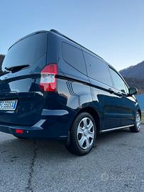 Ford tourneo courier 1.0 ecoboost 100