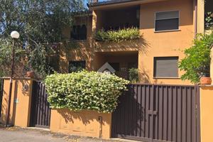 VILLA A SCHIERA A VELLETRI