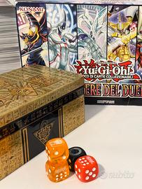 Tin di 500 carte Yu-Gi-Oh! + Sleeves