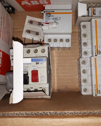 Materiale elettrico