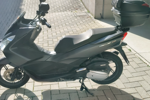 Honda pcx 150 non funzionante per ricambi