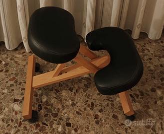 Sedia ergonomica in legno 