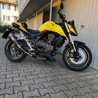 Honda hornet 750