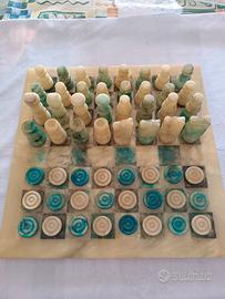 Scacchiera in alabastro 