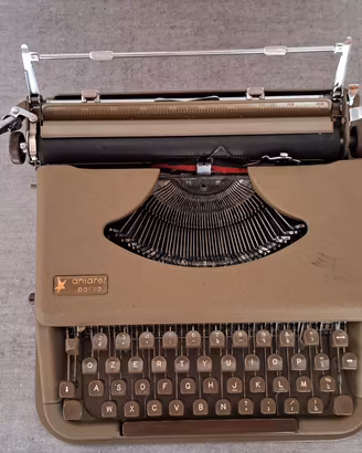 MACCHINA DA SCRIVERE VINTAGE ANTARES PARVA 1960 