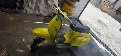 Lambretta J50 Deluxe
