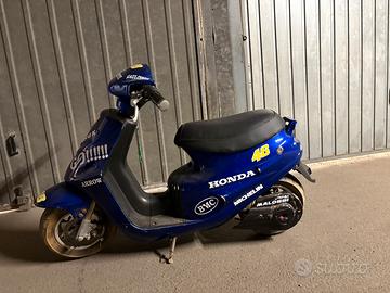 Mini scooter elettrico
