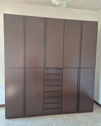 Armadio moderno componibile a 6 ante con cassettie