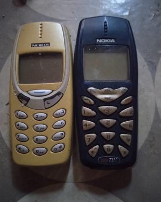 2 cellulari nokia 3510-3310 seminuovi