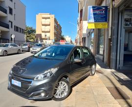Peugeot 208 PureTech 82 5 porte Allure