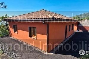 Villetta singola panoramica a zafferana etnea