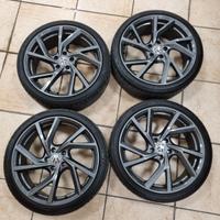 Cerchi in  lega Mak da 19 con gomme estive