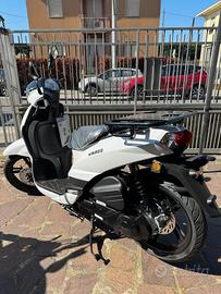 PEUGEOT KISBEE 125 DELIVEROO&PORTER