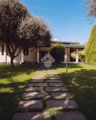 VILLA SINGOLA A PREGANZIOL