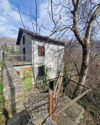 CASA INDIPENDENTE A CARPASIO