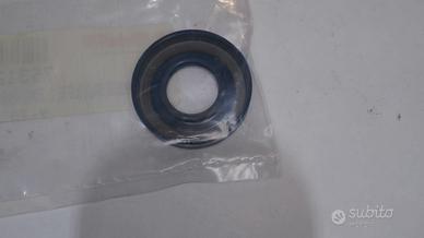 PARAOLIO MOTORE LATO VARIATORE 20X42-43X8-9 MALAGU