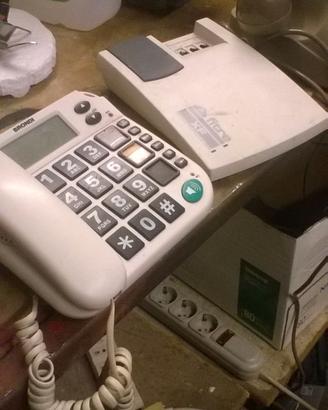telefono a disco suonerie e a tasti antichi vintag