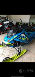 Skidoo Summit 850 Turbo