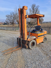 Carrello elevatore LUGLI 30C