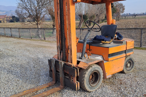 Carrello elevatore LUGLI 30C