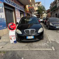 Lancia Ypsilon 1.2 Versus