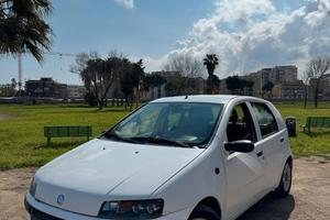 fiat punto bianca 