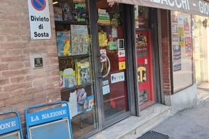 Tabaccheria Edicola Cartoleria Spedizione pacchi