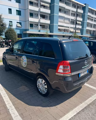 Opel zafira 1.6 a metano 150cv con gancio