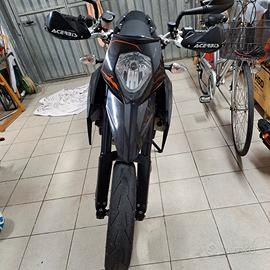 KTM 690 SMCR