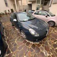 Alfa Romeo Giulietta - 11800km originali -Anno2016
