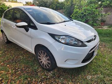 Ford Fiesta Diesel Danneggiata