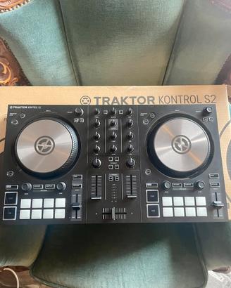 Controller dj  traktor kontrol s2 mk3