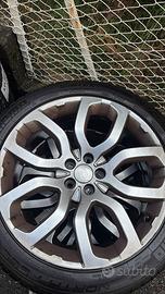 Gomme e cerchi 245 45 r20