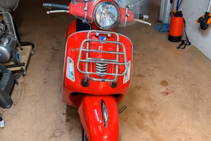 Vespa GTS 300 Super