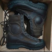 anfibi militari nuovi