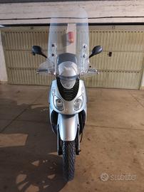Piaggio Carnaby 125 (2009)