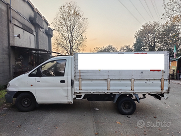 Per Ricambi Hyundai H1 furgone cassonato aperto