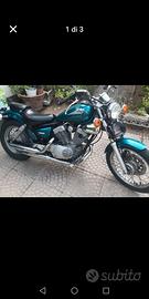 Moto Yamaha Virago 250