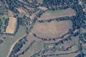 CASOLARE AGRICOLO CON TERRENO