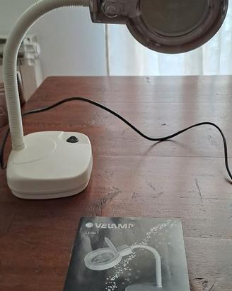 Lampada VELAMP LE004 con lente ingrandimento