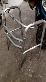 deambulatore usato pochissimo 