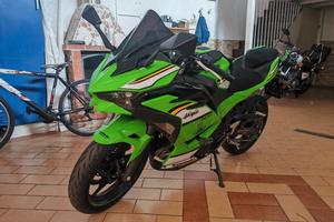 Kawasaki Ninja 500