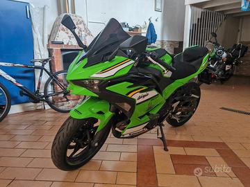 Kawasaki Ninja 500