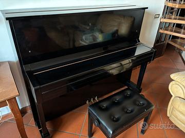 Pianoforte Eterna usato con sgabello incluso