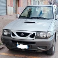 fuoristrada Nissan Terrano 2