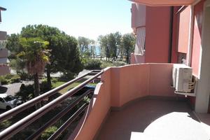 Bell'appartamento fronte mare