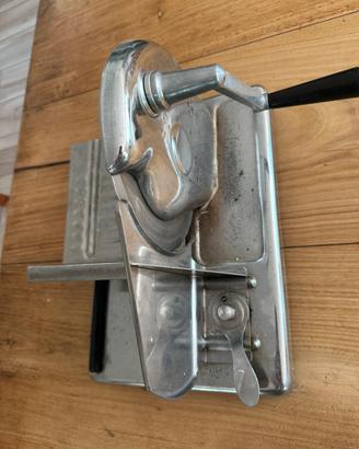 Affettatrice manuale